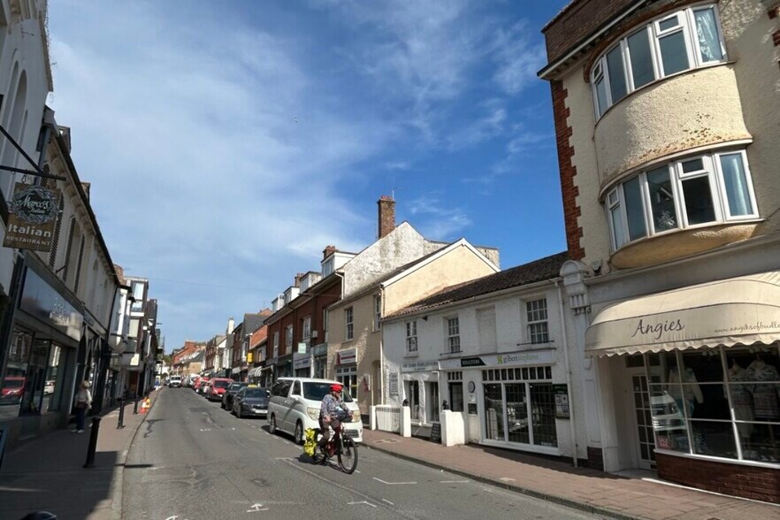 12 High St, Budleigh Salterton en venta - Foto del edificio - Imagen 2 de 5