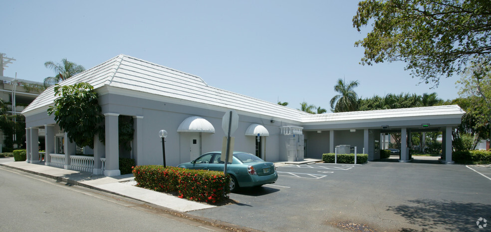 405-445 8th St S, Naples, FL en alquiler - Foto del edificio - Imagen 3 de 9