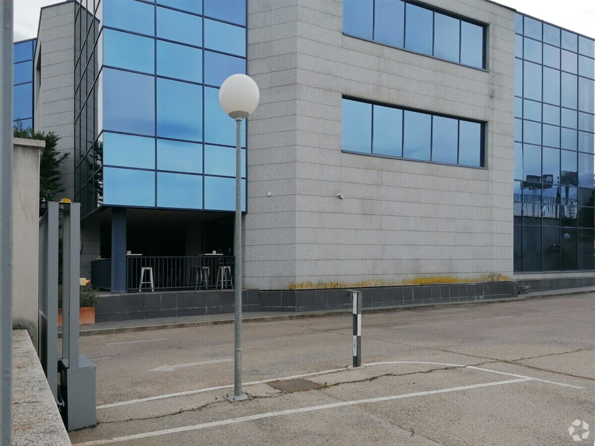 Las Rozas de Madrid, MAD 28230 - Unidad Puerta 2, Esc. 2 -  - Foto del interior - Image 1 of 17