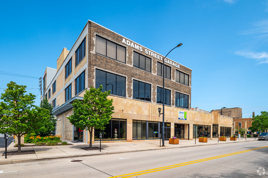 118 S Adams St, Green Bay, WI en alquiler - Foto del edificio - Imagen 1 de 19