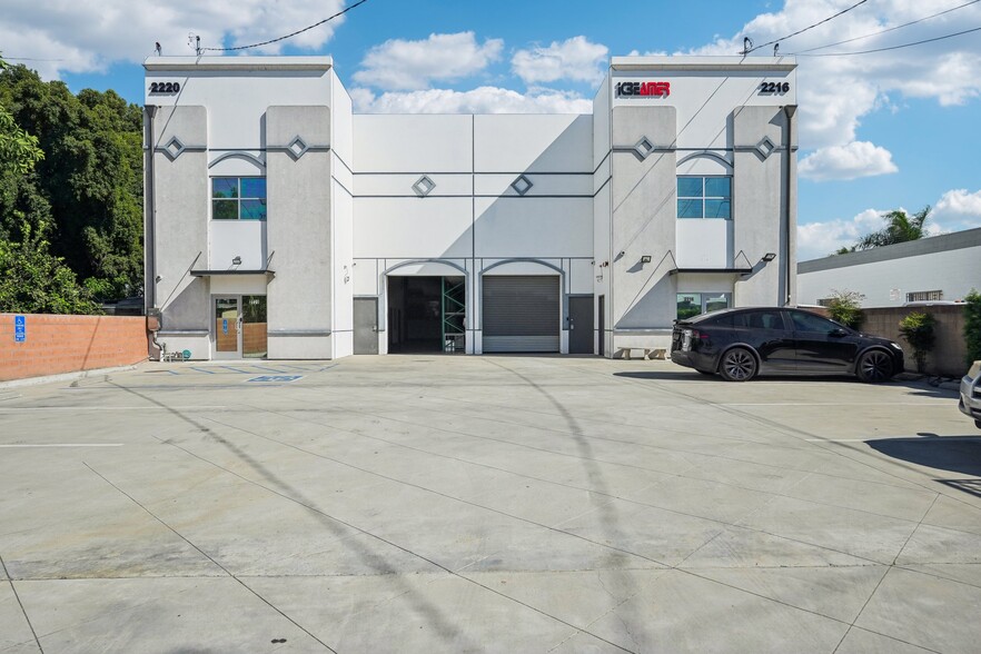 2220 Santa Anita Ave, South El Monte, CA en alquiler - Foto del edificio - Imagen 2 de 25