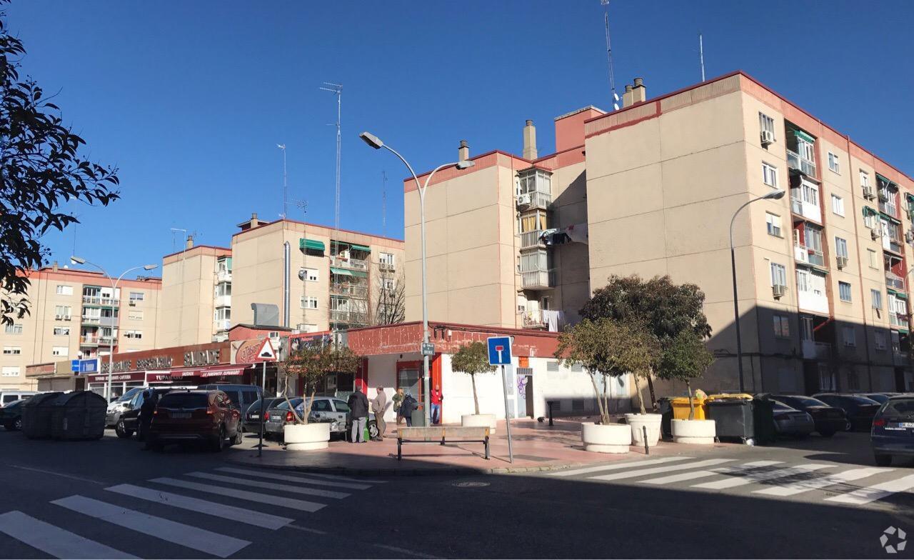 Locales en Alcalá De Henares, MAD en venta Foto del edificio- Imagen 1 de 3