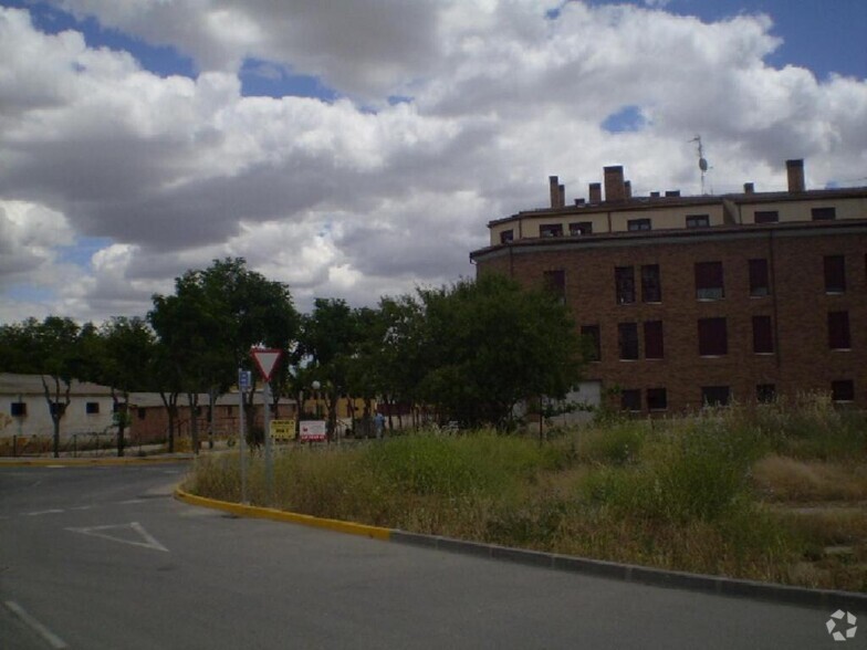 Calle Arroyo de San Andrés, 1, Casarrubios del Monte, Toledo en venta - Foto del edificio - Imagen 3 de 7