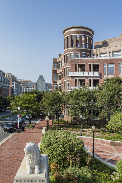 2000 Duke St, Alexandria, VA en alquiler - Foto del edificio - Imagen 2 de 40