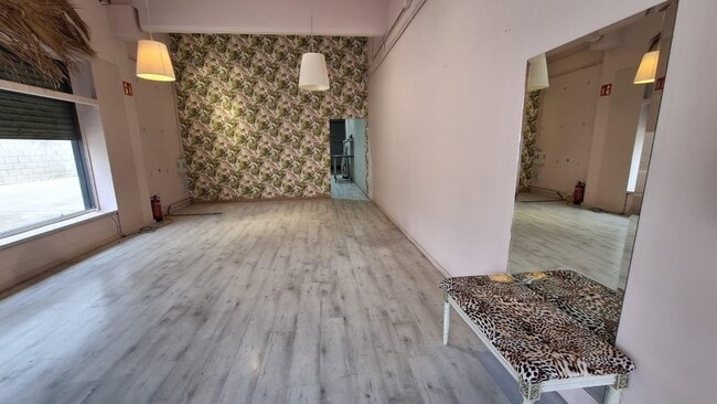 Más detalles de Nave en alquiler