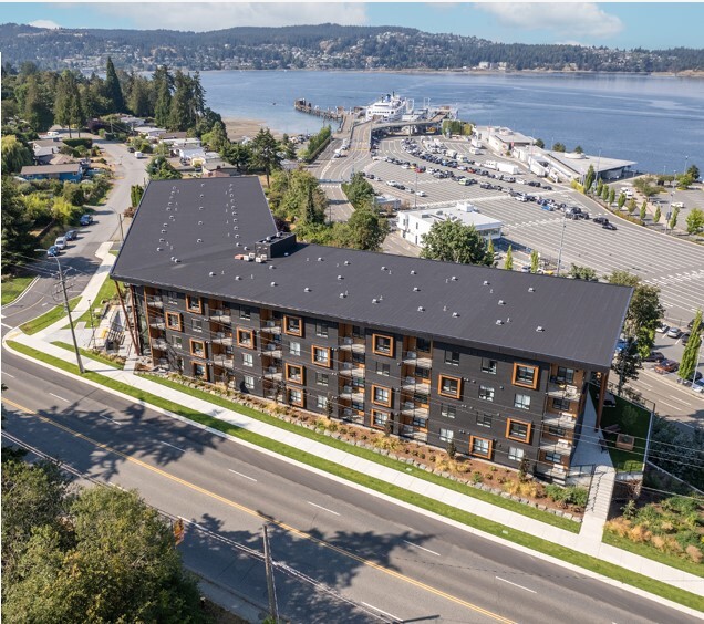 550 Brechin Rd, Nanaimo, BC en venta - Foto del edificio - Imagen 2 de 19