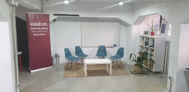 Más detalles de Calle de Valle de Oro, 50, Madrid - Coworking en alquiler