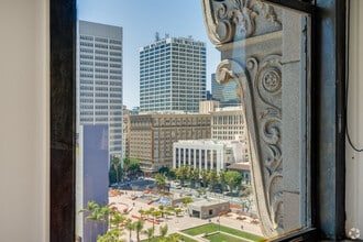 448 S Hill St, Los Angeles, CA en alquiler Foto del interior- Imagen 2 de 11