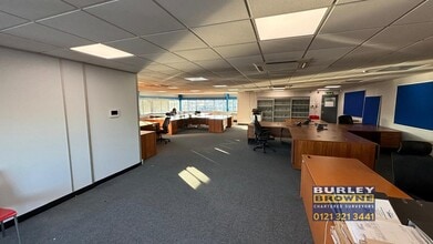 Brookfield Dr, Cannock en alquiler Foto del edificio- Imagen 1 de 10