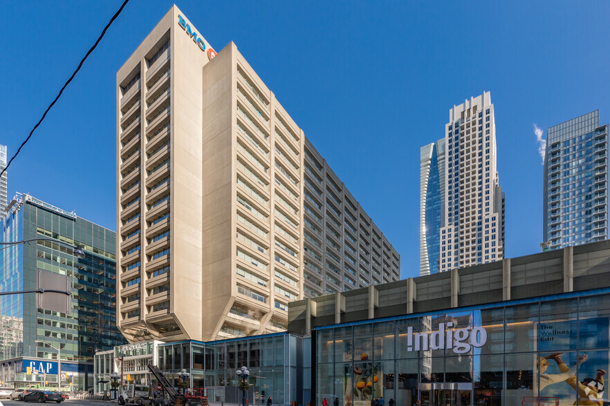 55 Bloor St W, Toronto, ON en alquiler - Foto del edificio - Imagen 2 de 2