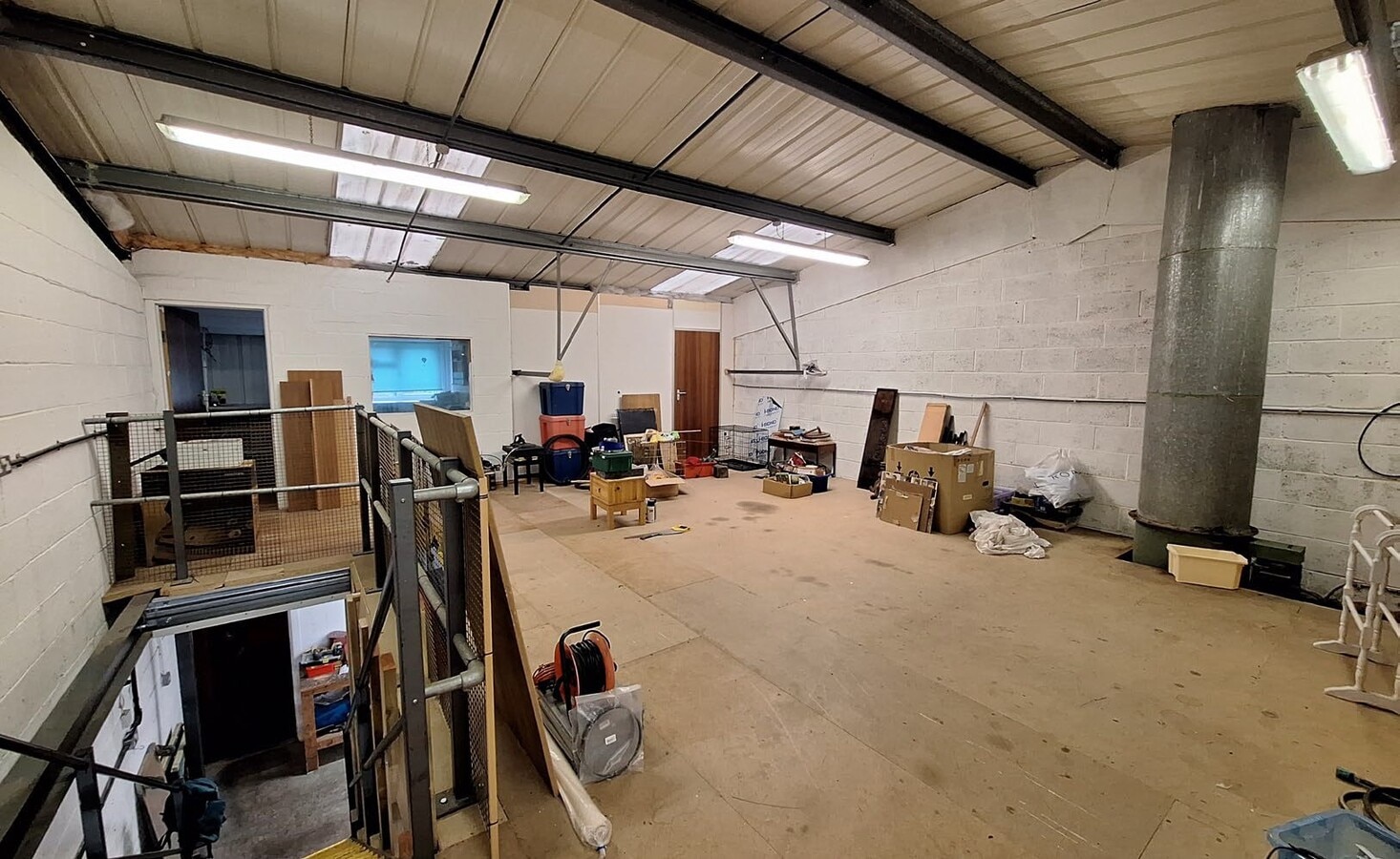 4-11 Hope Mills Business Centre, Brimscombe, GLS GL5 2SE - Unidad 8 -  - Foto del interior - Image 2 of 2