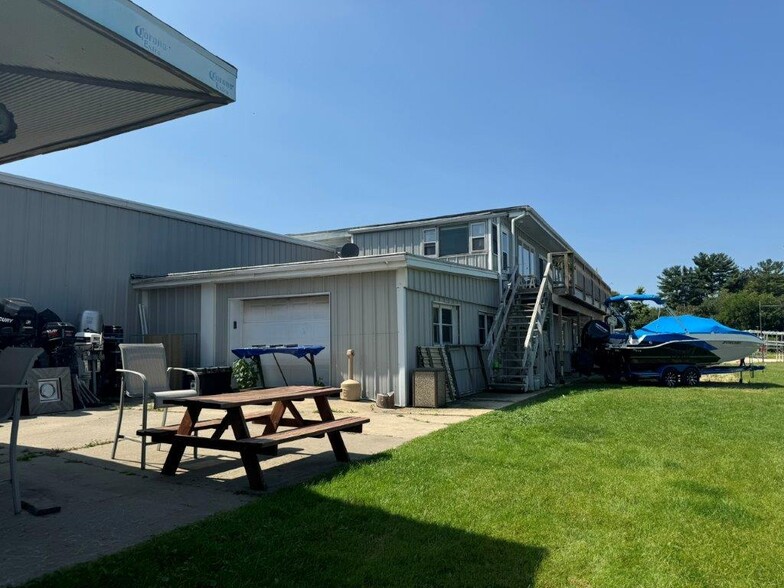 807 E Harbor Rd, Milton, WI en venta - Foto del edificio - Imagen 2 de 33