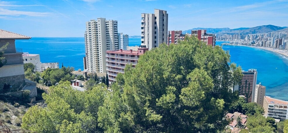 Terreno en Benidorm, Alicante en venta - Vista aérea - Imagen 3 de 7