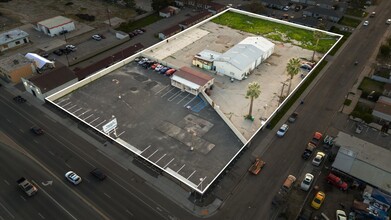 141 N Chester Ave, Bakersfield, CA - VISTA AÉREA  vista de mapa - Image1