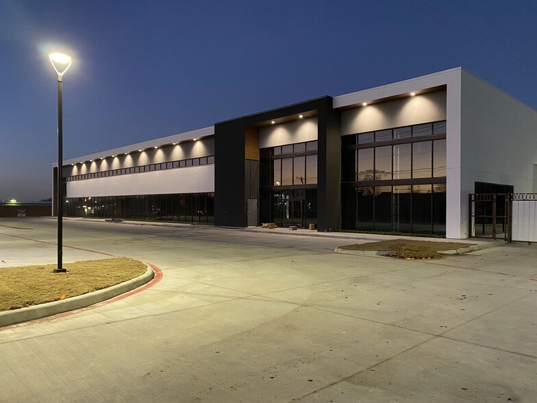 6001 Denton -1, Haltom City, TX en alquiler - Foto principal - Imagen 1 de 6