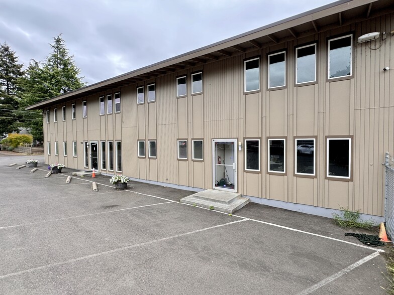 9301 SE Stanley Ave, Milwaukie, OR en alquiler - Foto del edificio - Imagen 3 de 4