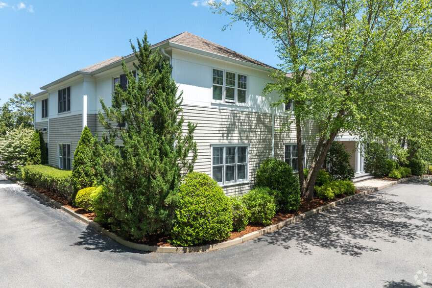 68 Evergreen St, Kingston, MA en venta - Foto del edificio - Imagen 2 de 17