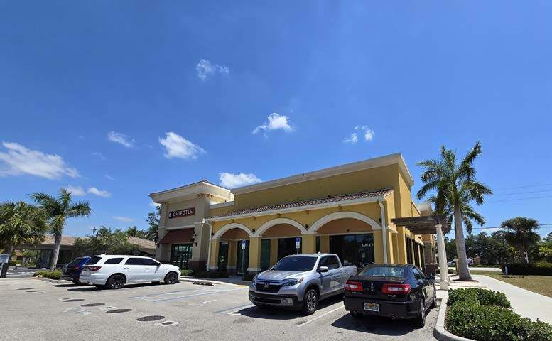 22941 Lyden Dr, Estero, FL en alquiler - Foto del edificio - Imagen 2 de 11