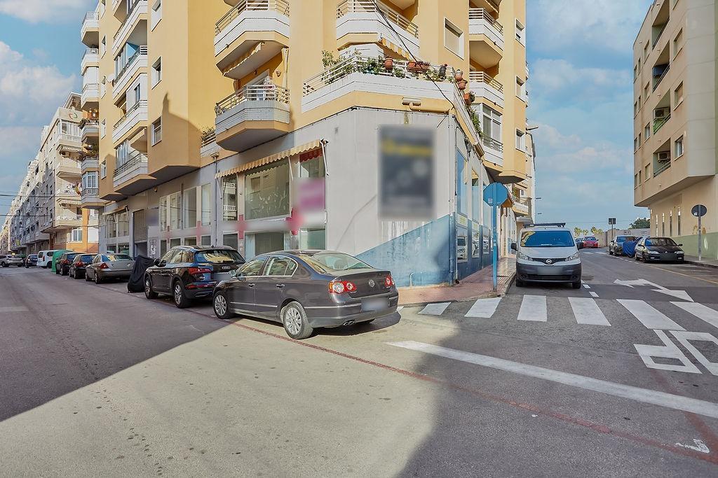 Local en Torrevieja, Alicante en venta Foto del edificio- Imagen 1 de 50
