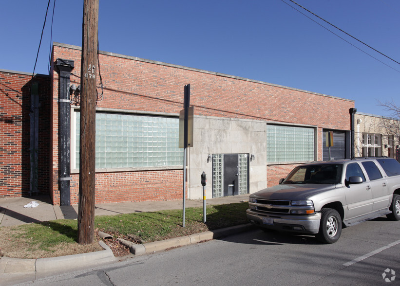 2919 Canton St, Dallas, TX en alquiler - Foto del edificio - Imagen 2 de 9