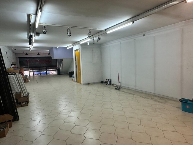 Más detalles de Local en venta