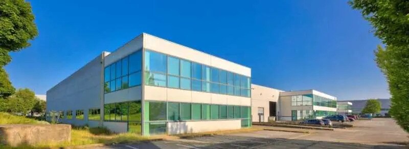 8 Rue Jacqueline Auriol, Chilly-Mazarin en alquiler - Foto del edificio - Imagen 1 de 8