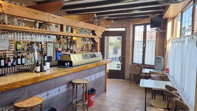 Más detalles de Plaza Grande, 21, Navalmoral - Nave en venta