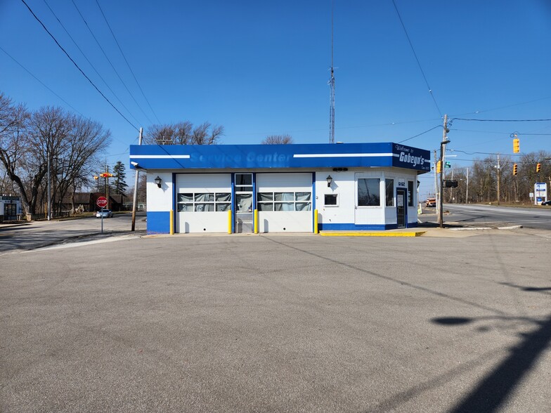 6162 Dixie Hwy, Bridgeport, MI en venta - Foto del edificio - Imagen 1 de 8