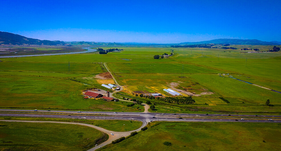 3900 Hwy 37, Petaluma, CA en alquiler - Vista aérea - Imagen 1 de 14