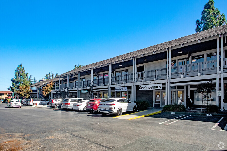 15466 Los Gatos Blvd, Los Gatos, CA en alquiler - Foto del edificio - Imagen 1 de 9