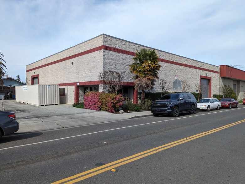 2985 Fair Oaks Ave, Redwood City, CA en venta - Foto del edificio - Imagen 2 de 12