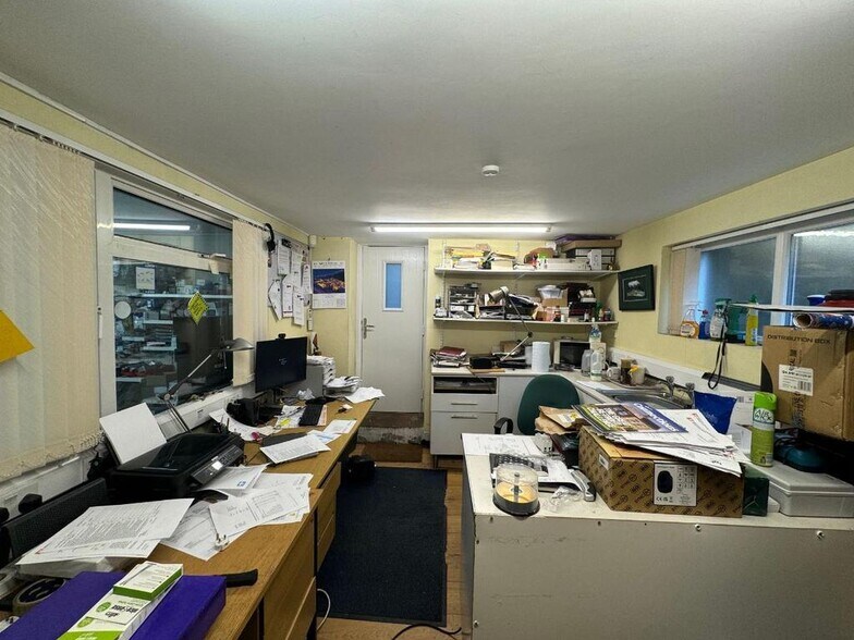 57 Broad St, Blaenavon en venta - Foto del interior - Imagen 3 de 20