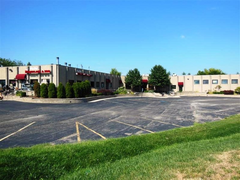 2901 W Main St, St Charles, IL en alquiler - Foto del edificio - Imagen 1 de 5