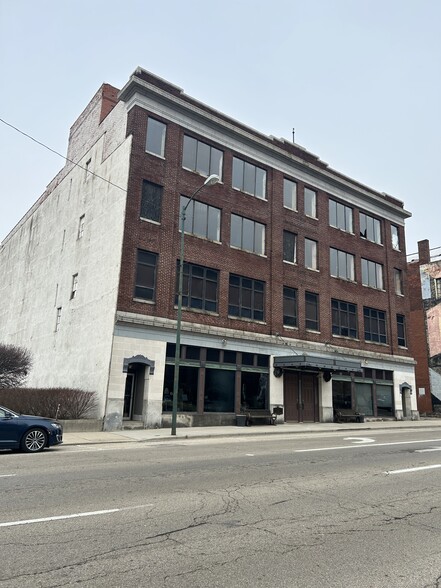 126-132 E High St, Springfield, OH en venta - Foto principal - Imagen 1 de 8