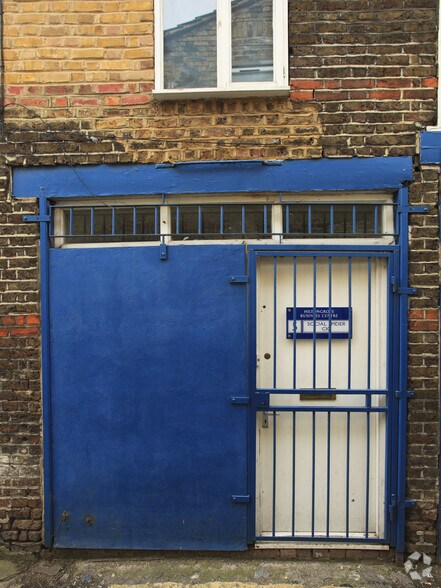 5 Hatherley Mews, London en alquiler - Foto del edificio - Imagen 2 de 3