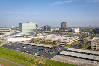 450 N Sam Houston Pky E, Houston, TX - VISTA AÉREA  vista de mapa - Image1