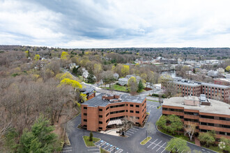 70 Walnut St, Wellesley, MA - vista aérea  vista de mapa