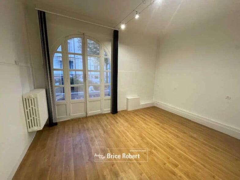 Oficina en Lyon en venta - Foto del interior - Imagen 3 de 12