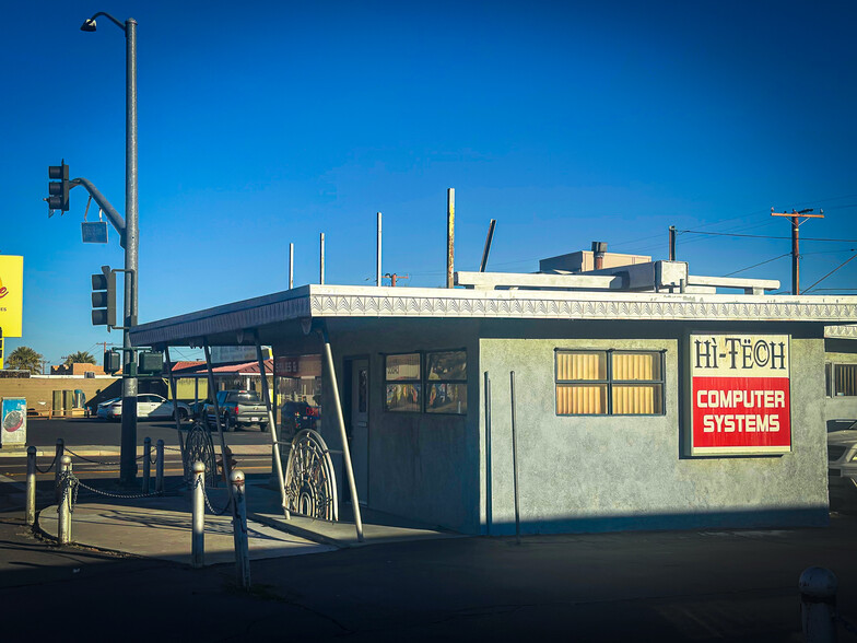 55843 Twentynine Palms Hwy, Yucca Valley, CA en alquiler - Foto del edificio - Imagen 3 de 15