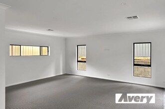 487 Main Rd, Glendale en alquiler Foto del interior- Imagen 1 de 3
