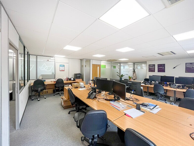 Dogflud Way, Farnham en alquiler - Foto del interior - Imagen 3 de 8