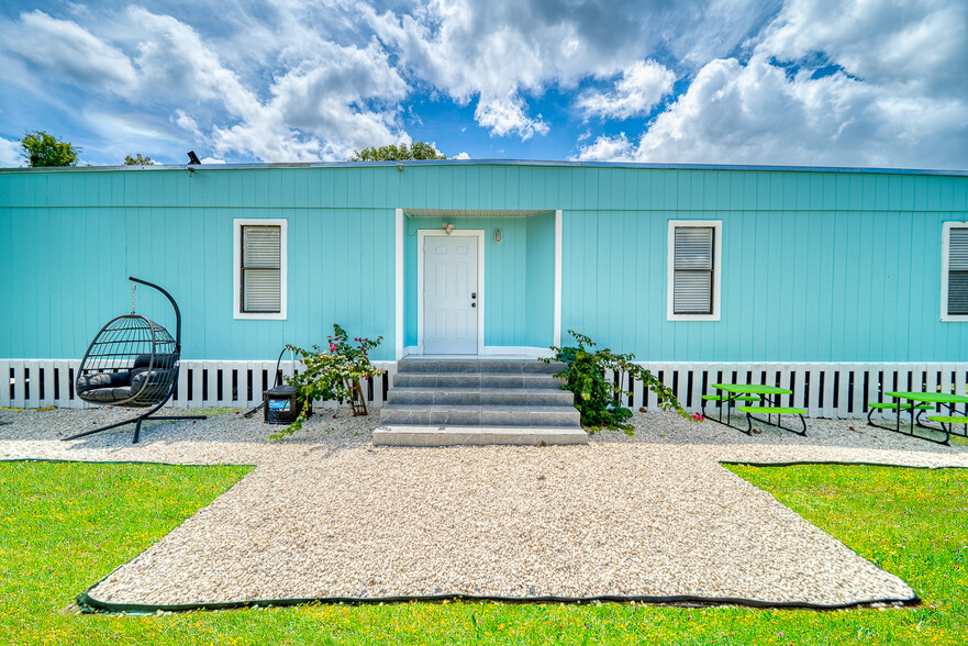 19604 SW 147th Ave, Miami, FL en alquiler - Foto del edificio - Imagen 2 de 36