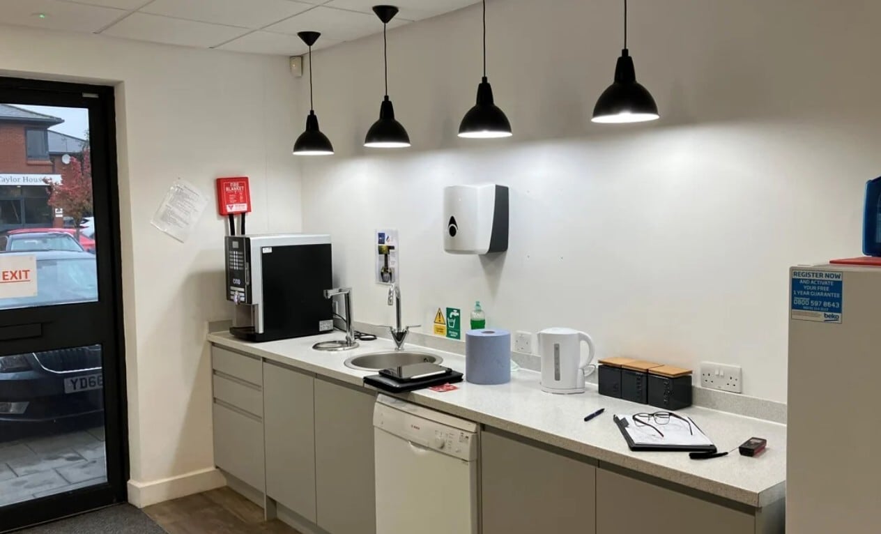 Delft Way, Norwich, NFK NR6 6BB - Unidad Unit E -  - Foto del interior - Image 1 of 3