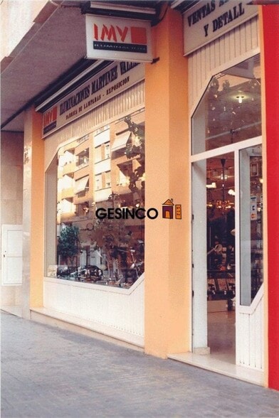 Local en Ontinyent, Valencia en venta - Foto del edificio - Imagen 2 de 6
