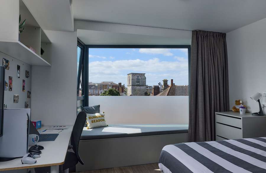 31-33 High St, Southampton en venta Foto del edificio- Imagen 1 de 10