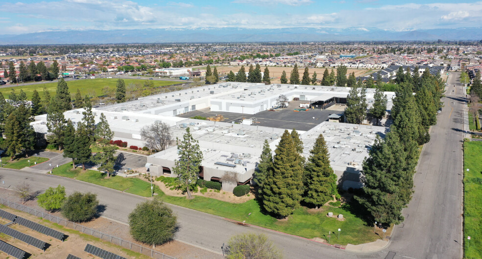 2842 N Business Park Ave, Fresno, CA en venta - Foto del edificio - Imagen 1 de 15