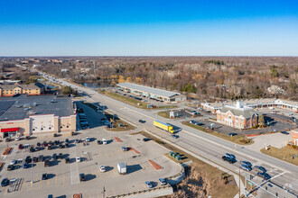 2001-2055 Milwaukee Ave, Riverwoods, IL - VISTA AÉREA  vista de mapa - Image1