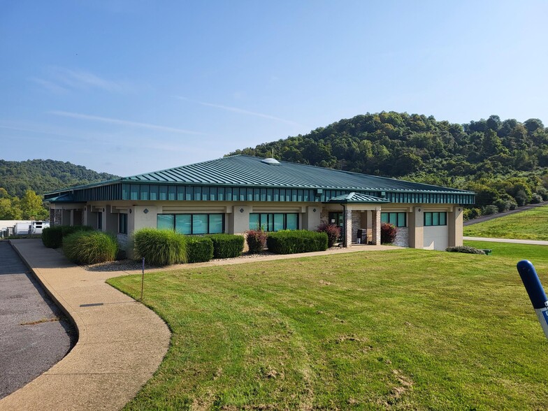 1000 Green River Dr, Fairmont, WV en alquiler - Foto del edificio - Imagen 1 de 9