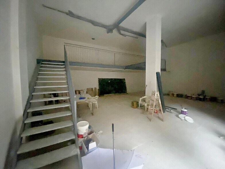 Local en València en venta - Foto del interior - Imagen 2 de 4