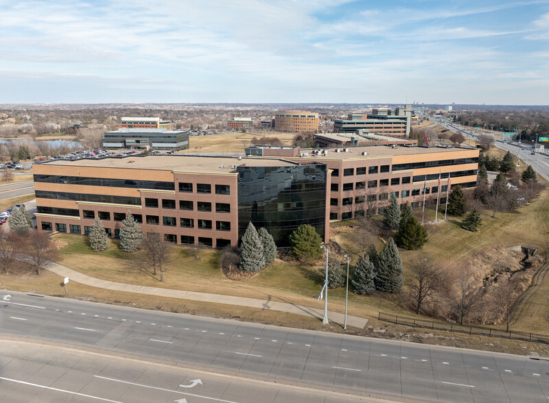 14301 FNB Pky, Omaha, NE en alquiler - Foto del edificio - Imagen 2 de 15